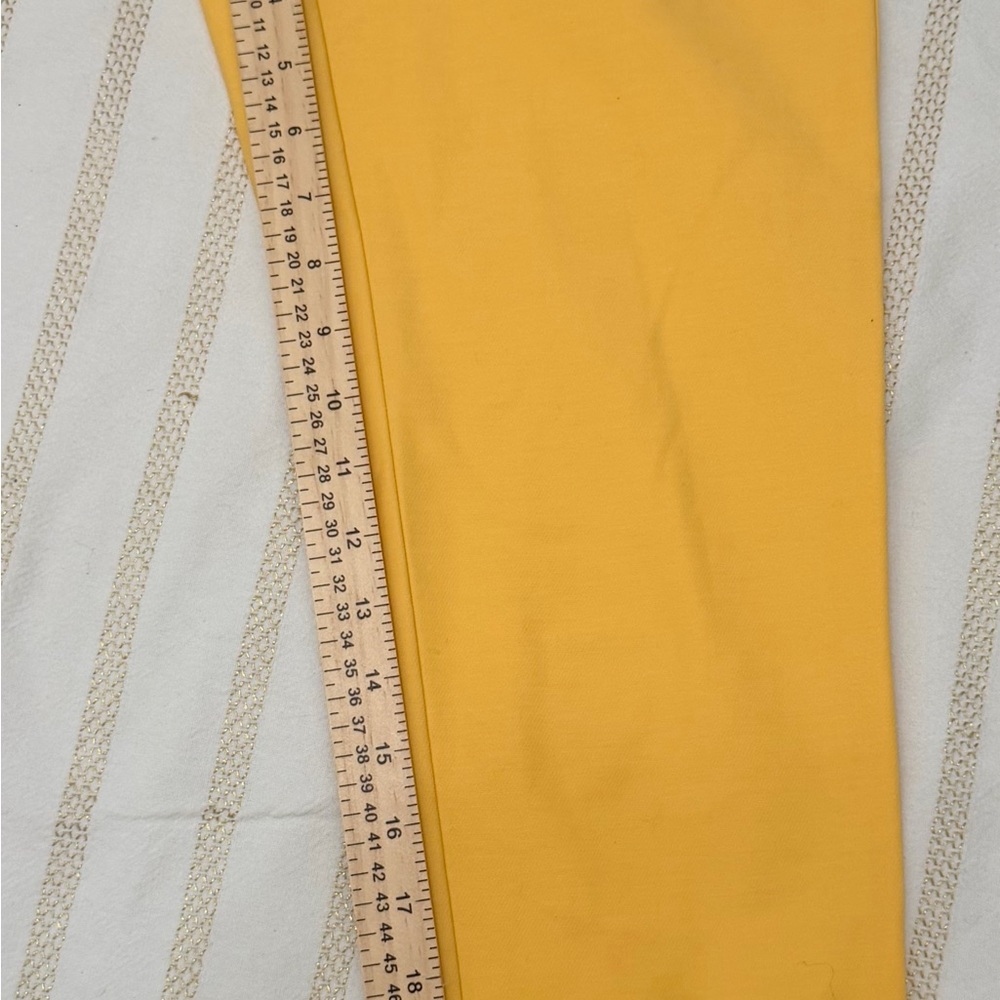 White House Black Market Yellow Cropped Ankle Pants - Picture 9 of 9